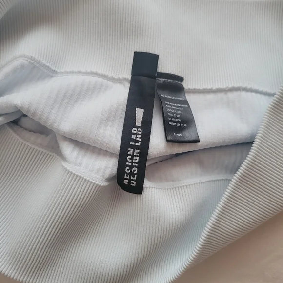 Baby Blue Ribbed Biker Shorts - Picture 3 of 4